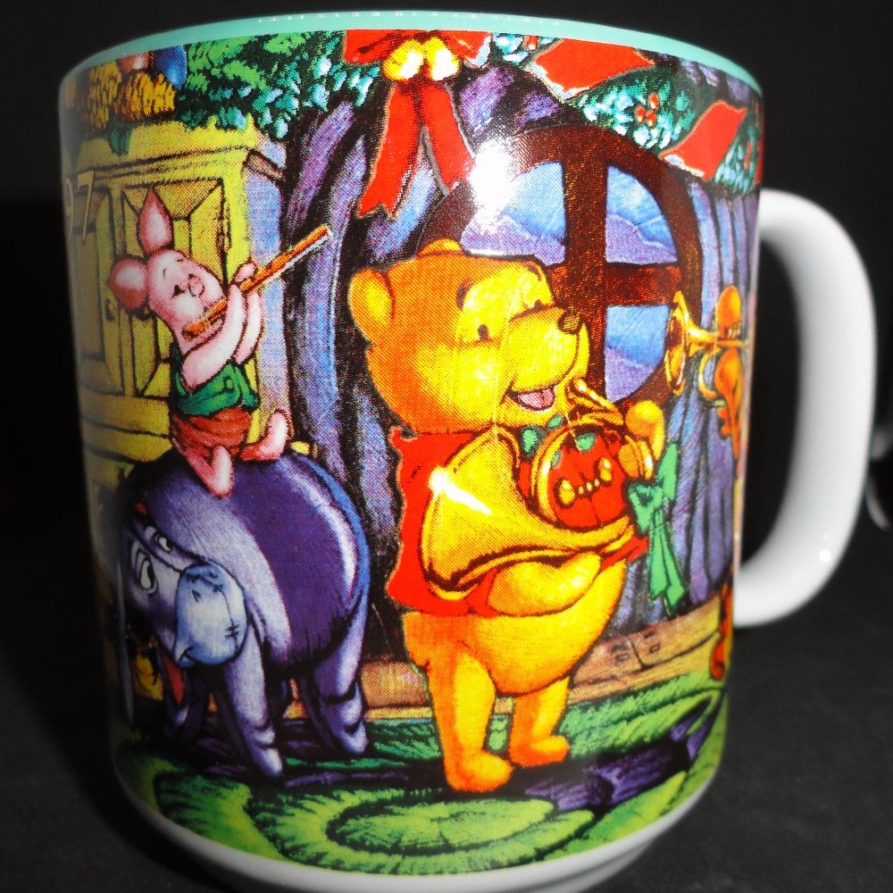 Walt Disney Classic Pooh's Season of Song 1997 Coffee/Tea/Hot Chocolate Mud